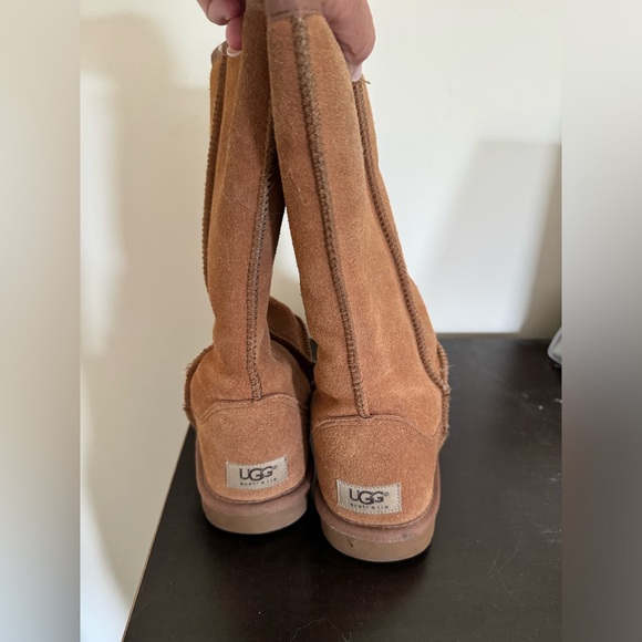 Ugg Australia - classic tall. Size 10W - Picture 5 of 5